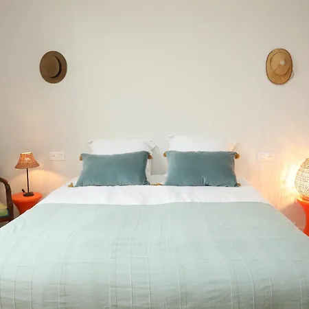 La Maison Du Clocher By La Boite En