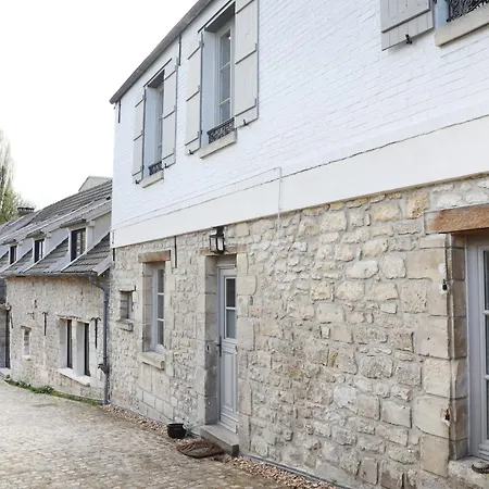 Appartamento La Maison Du Clocher By La Boite En *