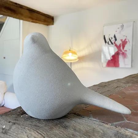 Lägenhet La Maison Du Clocher By La Boite En