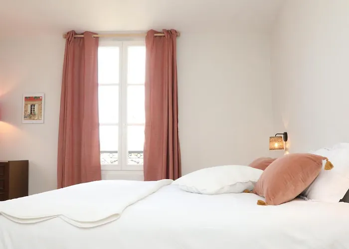 La Maison Du Clocher By La Boite En Courteuil