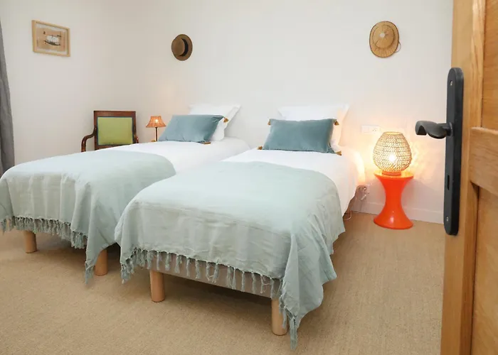 La Maison Du Clocher By La Boite En Courteuil