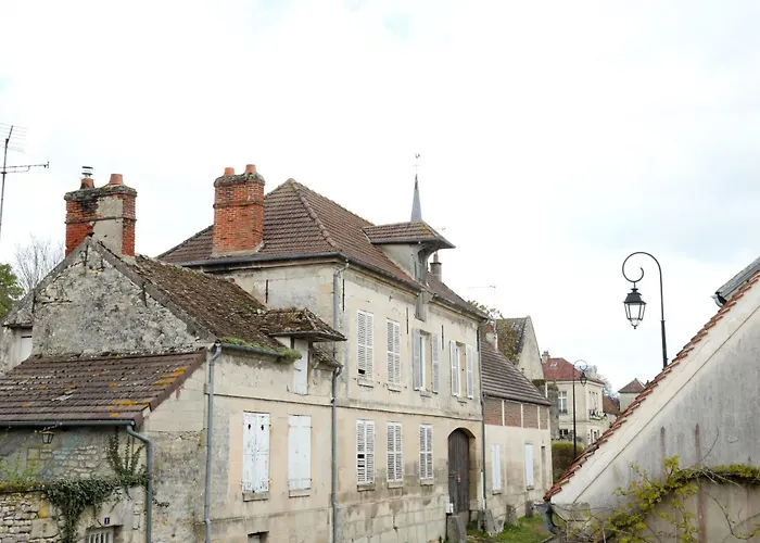 La Maison Du Clocher By La Boite En Courteuil