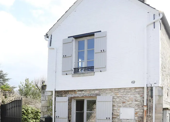 La Maison Du Clocher By La Boite En