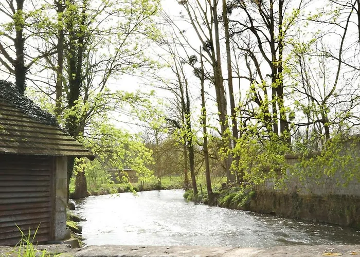 La Maison Du Clocher By La Boite En 아파트